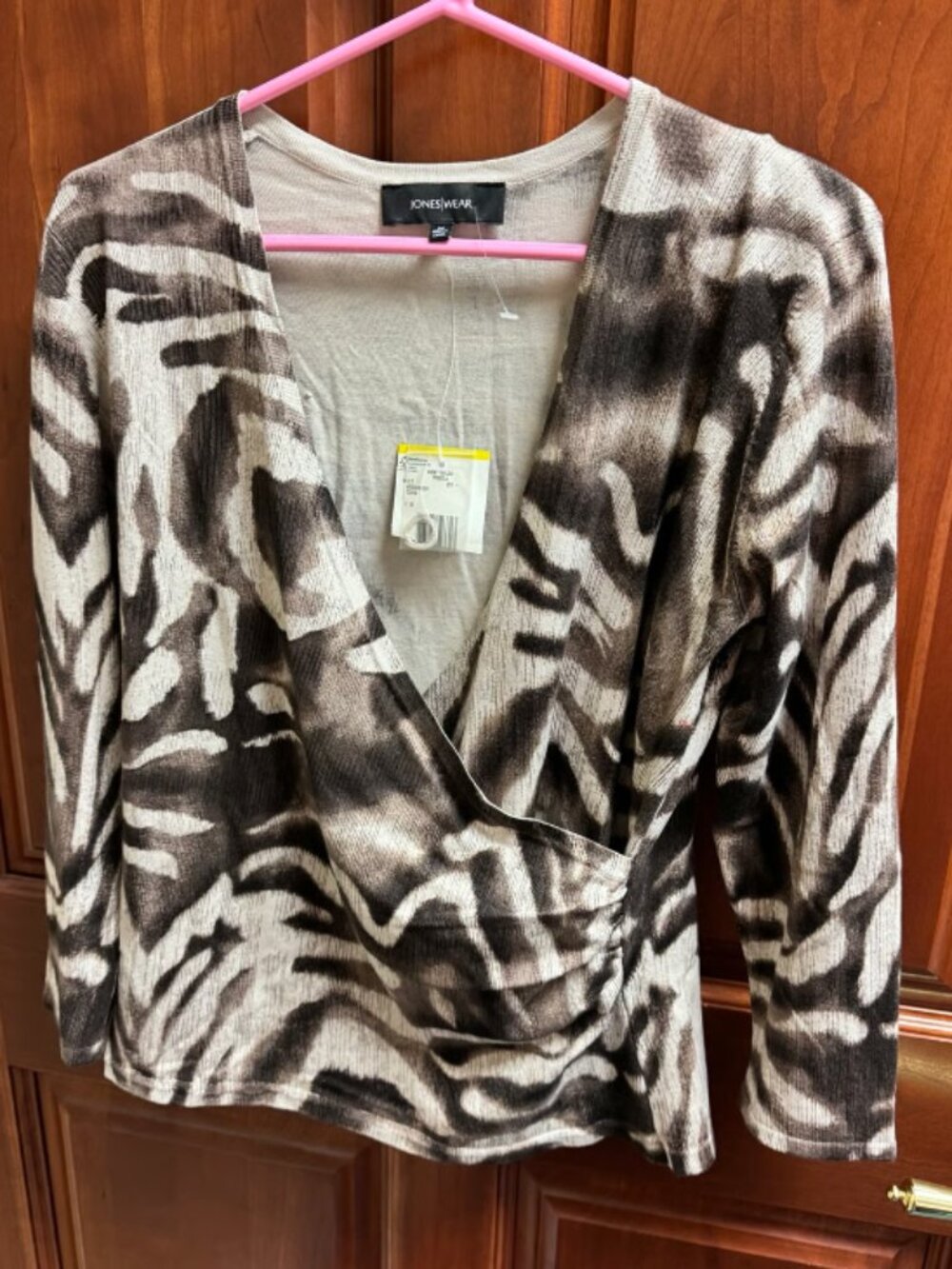 Jones Wear Blouse, Size M